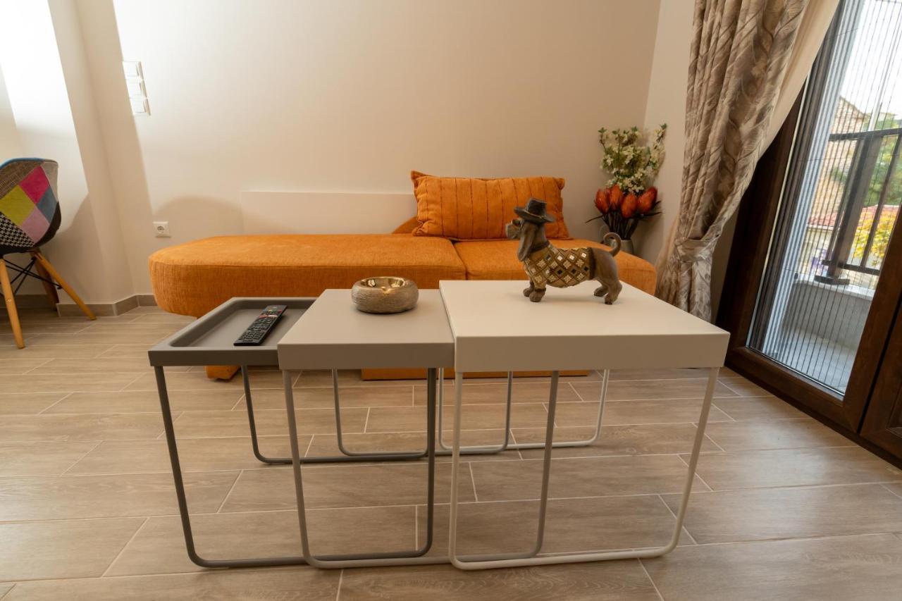 Ferienwohnung Comfy & Stylish Apt In Ioannina Exterior foto